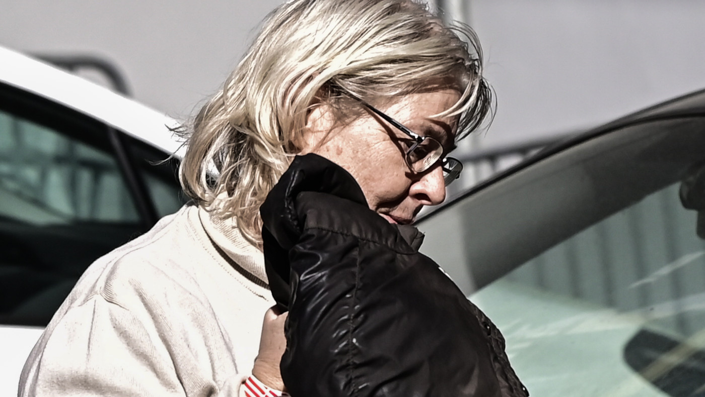 Ελένη Ζαρούλια: Ποια είναι η ακροδεξιά πολιτικός που παραδόθηκε και οδηγείται στη φυλακή