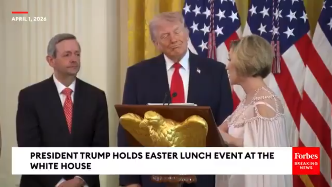 Ο Λευκός Οίκος συνέκρινε τον Τραμπ με τον... Χριστό: «Αναστηθήκατε όπως αυτός»