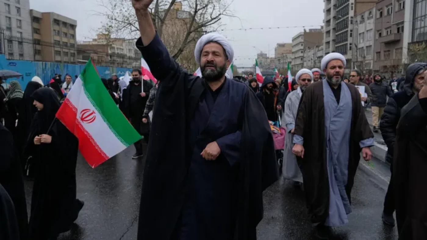 Τεχεράνη προς Τραμπ: «Πόλεμος μέχρι την παράδοση και τη μετάνοια του εχθρού»