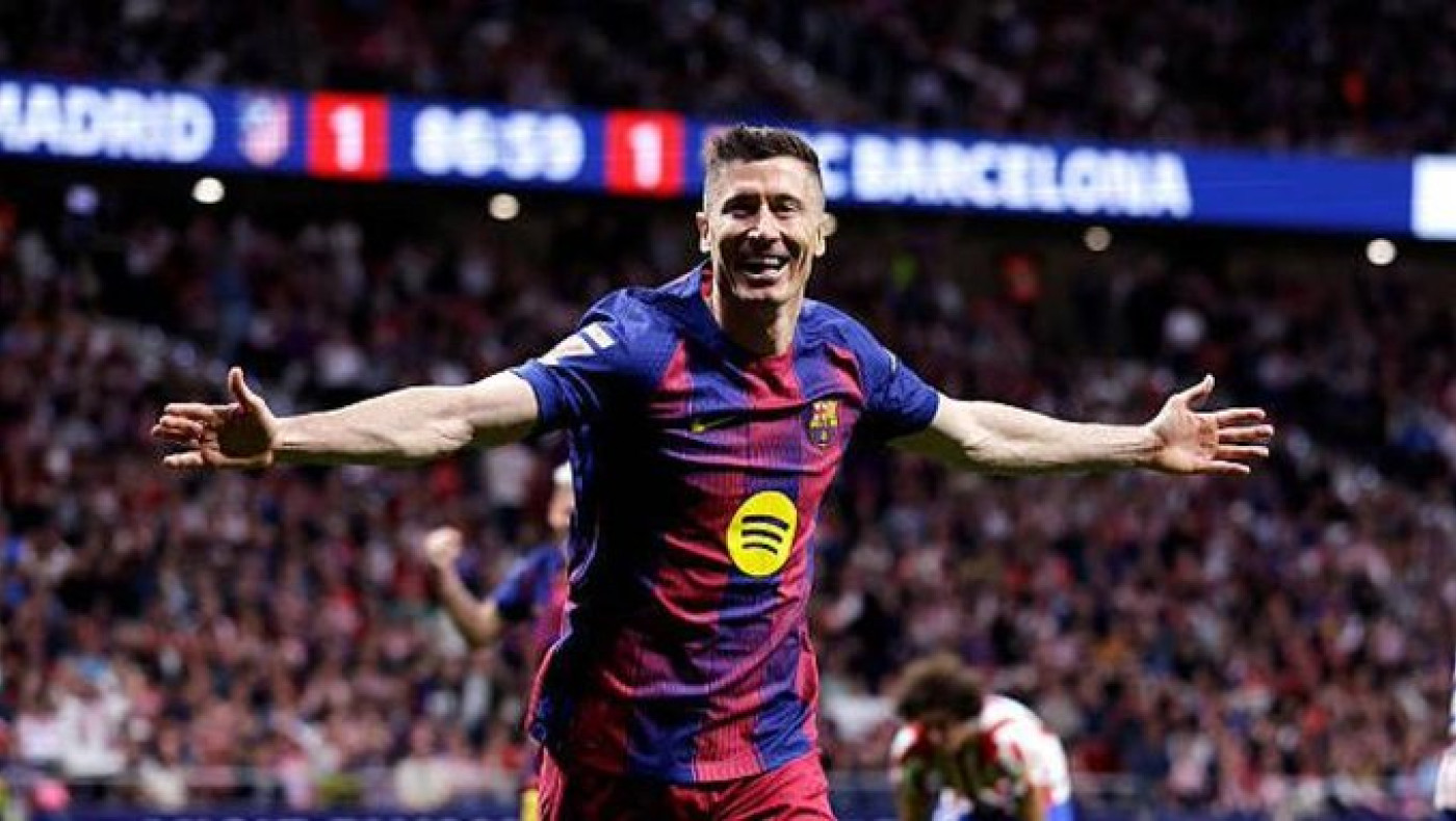 Μπαρτσελόνα: Πρώην ποδοσφαιριστής πέρασε... πριονοκορδέλα Φλικ και Λεβαντόφσκι