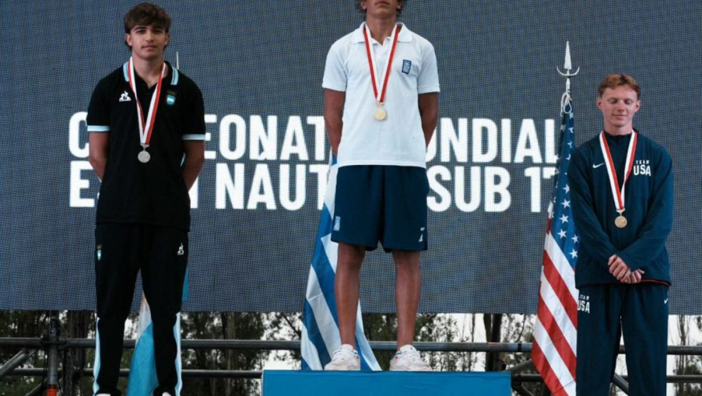 Παγκόσμιο Πρωτάθλημα Θαλάσσιο Σκι-17: Στην κορυφή του κόσμου ο Γιάννης Κουσαθανάς