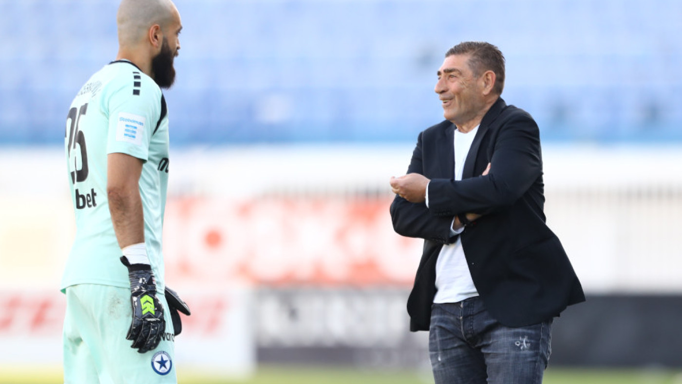 Ατρόμητος σε Παντελίδη: «Ας ασχοληθεί με τα μαγαζιά εστίασης, εκεί διακρίνεται»