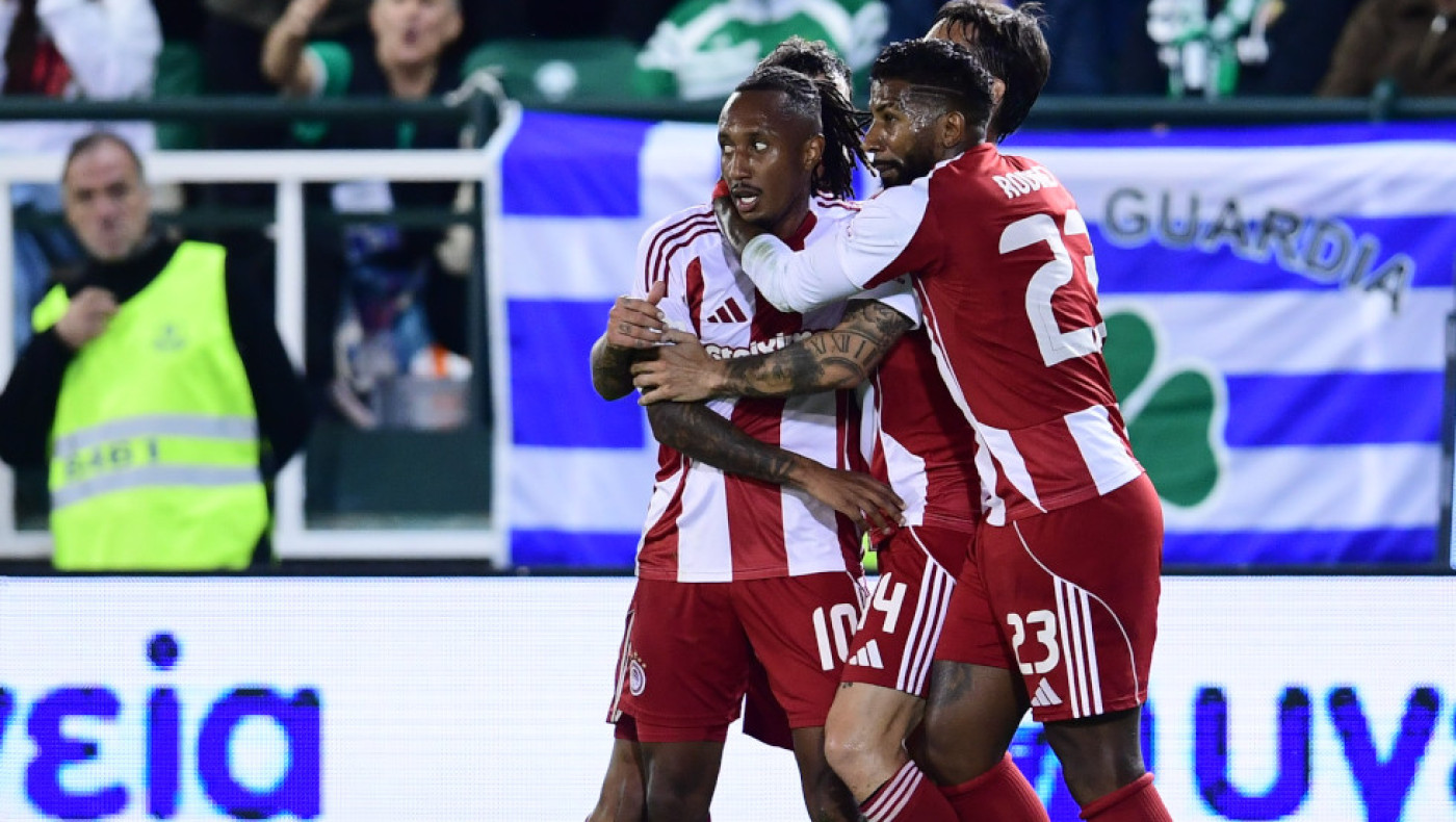 Απίστευτη γκάφα του Γέντβαϊ και 0-1 ο Ολυμπιακός με Μαρτίνς