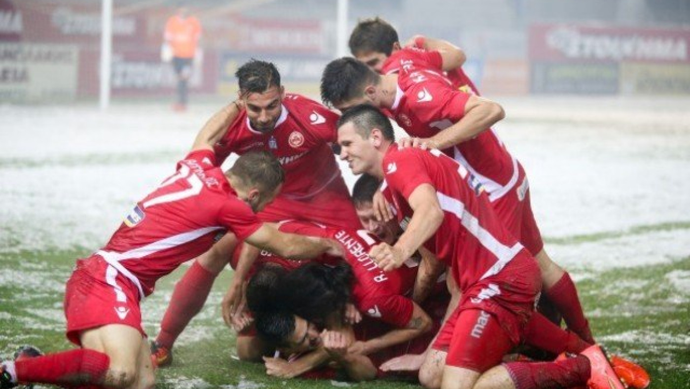 Χόρεψε στο παγοδρόμιο των Περιβολίων ο Πλατανιάς, 3-2 τη Λάρισα