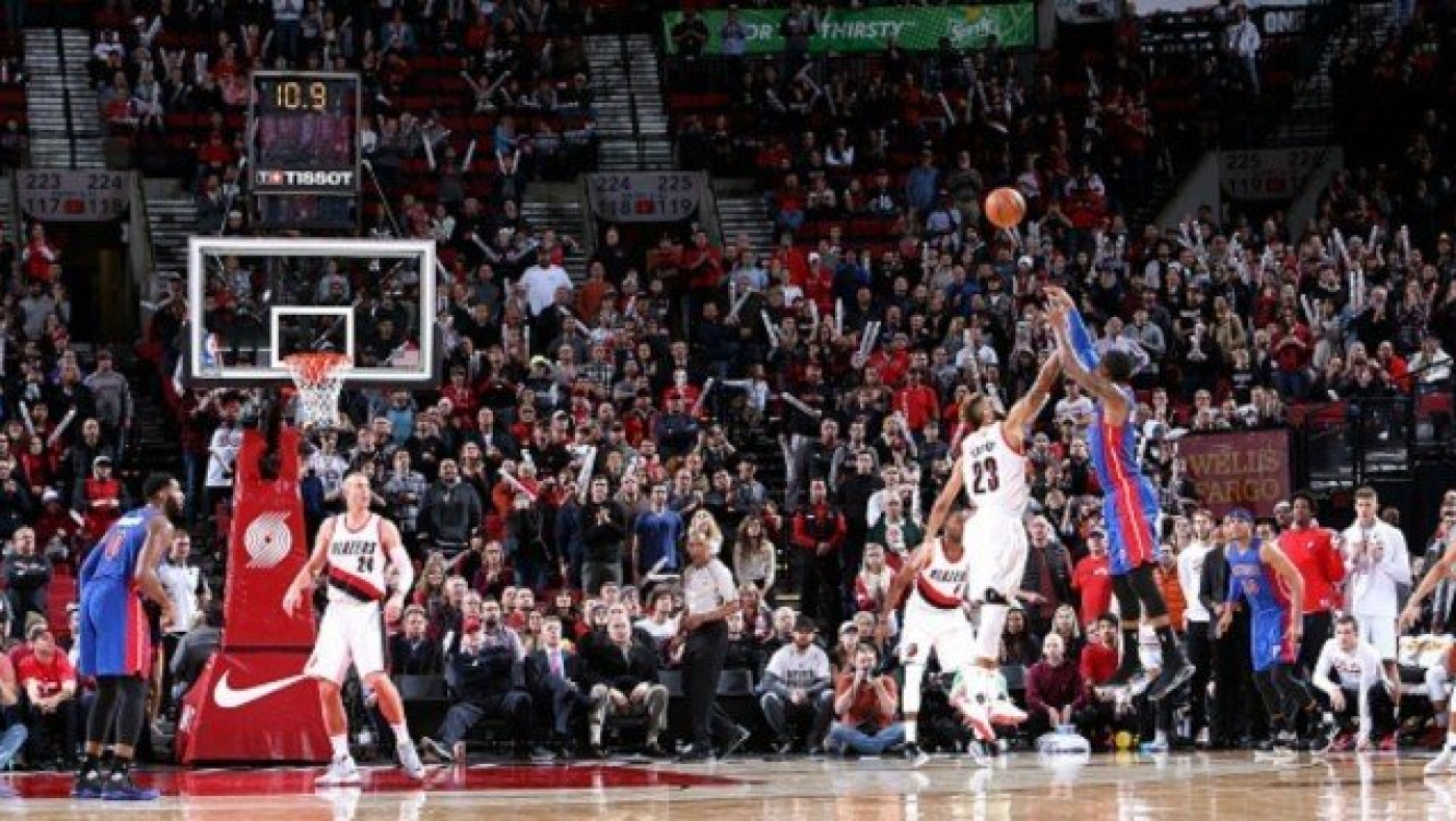 Το μεγάλο σουτ του Κάλντγουελ-Πόουπ στη κορυφή του TOP 10! (vid)