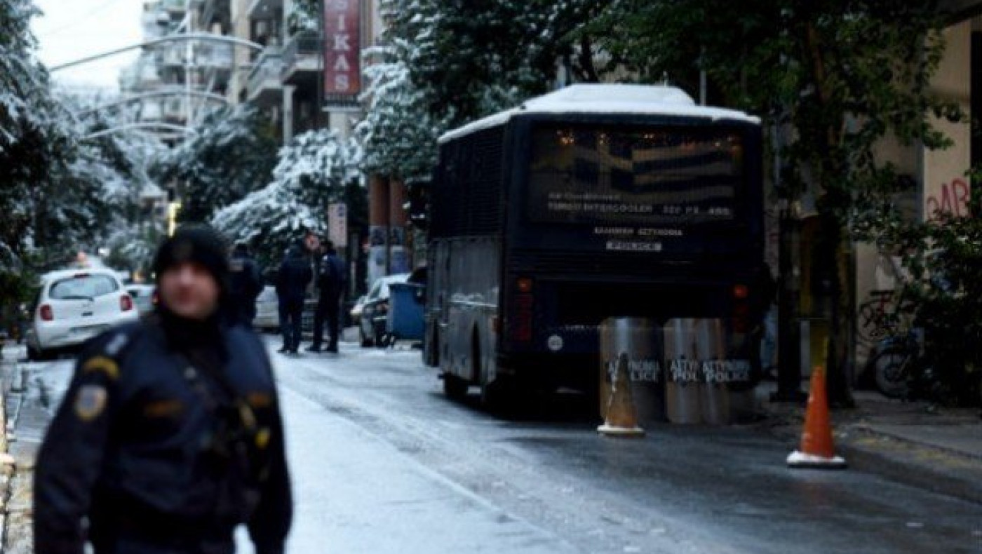 Στο μικροσκόπιο της Αντιτρομοκρατικής η επίθεση στα γραφεία του ΠΑΣΟΚ