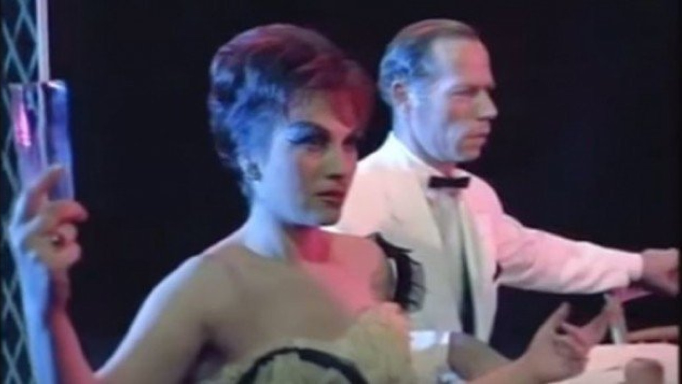 Το πρώτο Mannequin Challenge ήταν ελληνικό και έγινε το 1964! (ΒΙΝΤΕΟ)