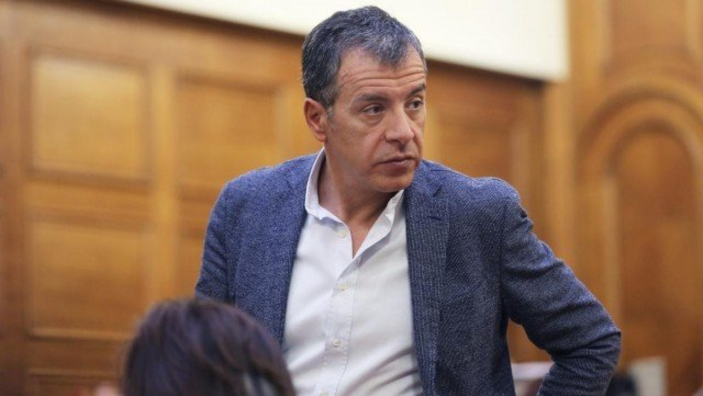 Σταύρος Θεοδωράκης: Τελικά όντως ψεκάζουν τον Καμμένο