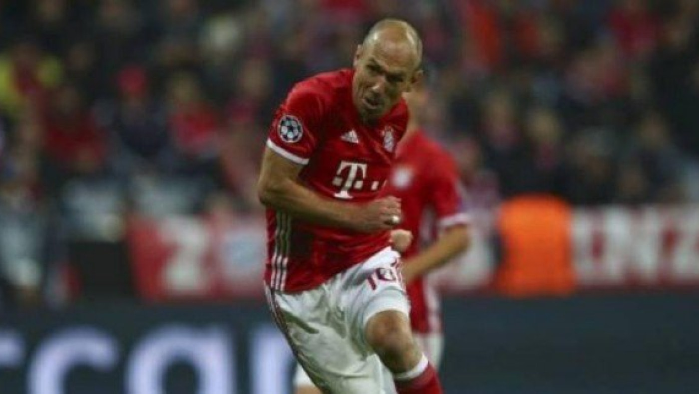 Έδεσε Ρόμπεν η                                         Μπάγερν Μονάχου