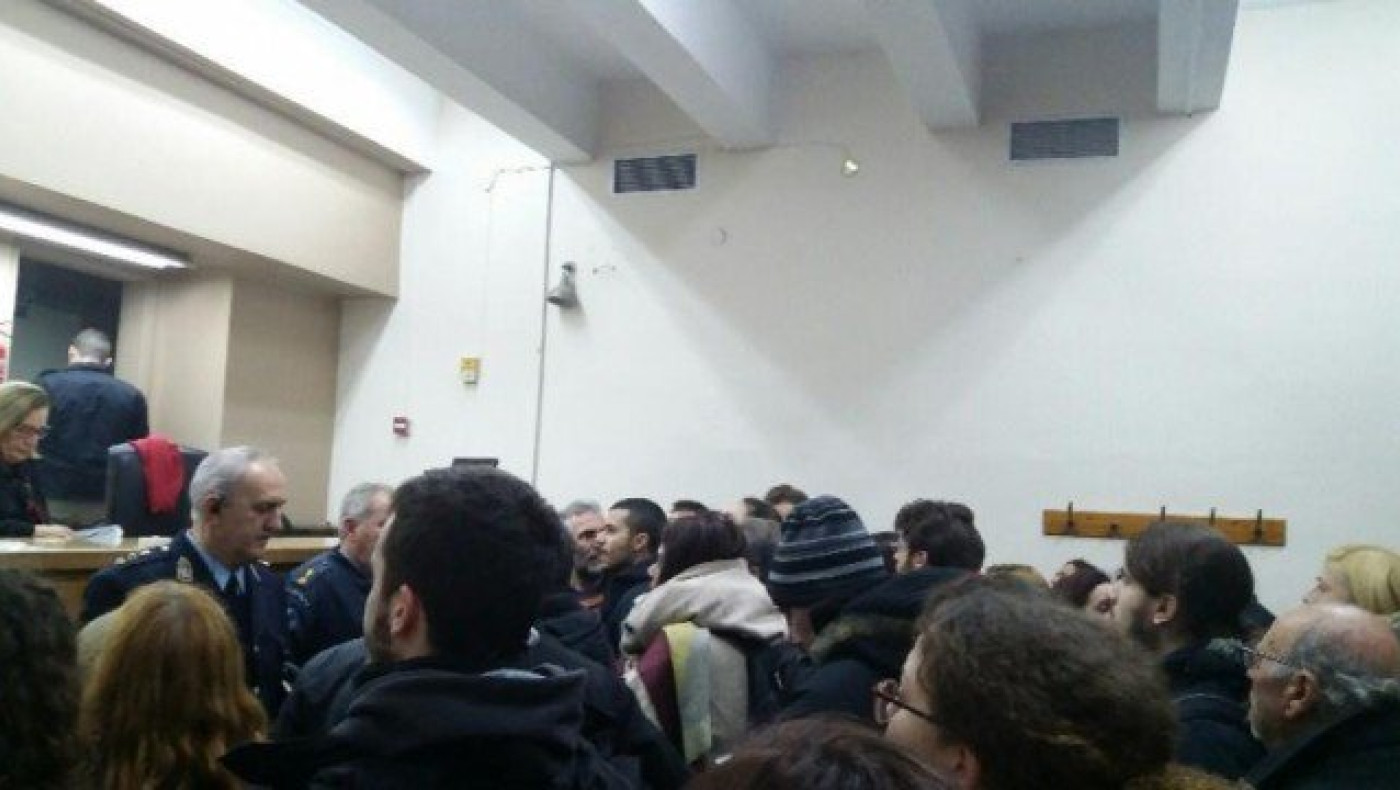 Θεσσαλονίκη: Ένταση στα δικαστήρια για τους πλειστηριασμούς (ΒΙΝΤΕΟ)