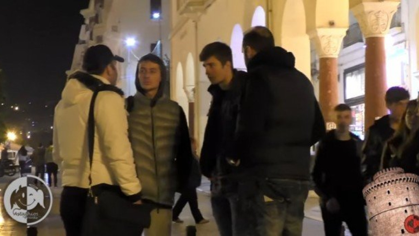 Η ξεκαρδιστική φάρσα του Astathiou στην πλατεία Αριστοτέλους (ΒΙΝΤΕΟ)