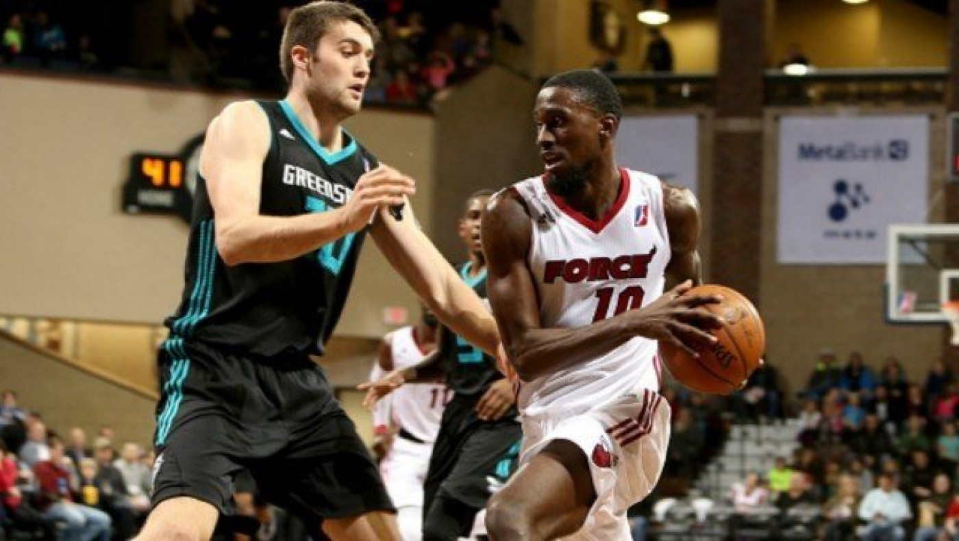 Στους Μαϊάμι Χιτ                          ο Οκάρο Ουάιτ