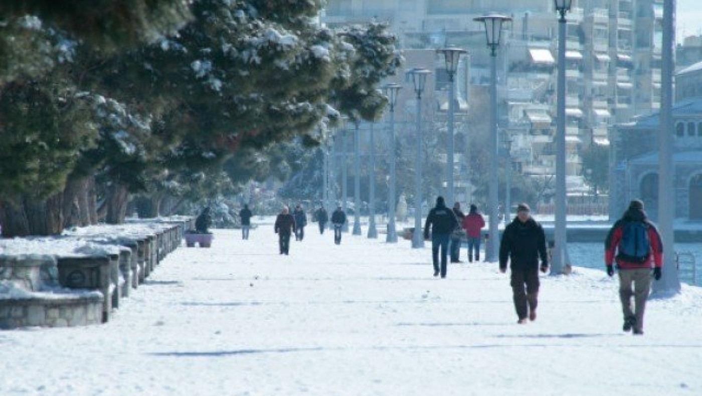 Έκτακτο δελτίο της ΕΜΥ! Χιόνια και καταιγίδες από το βράδυ!