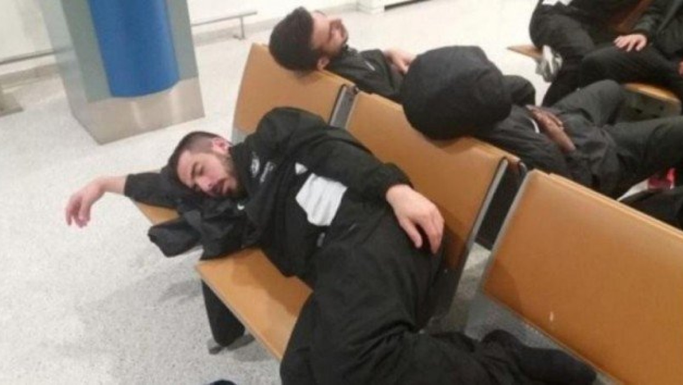 Οι παίκτες του ΟΦΗ                   κοιμήθηκαν στο αεροδρόμιο!