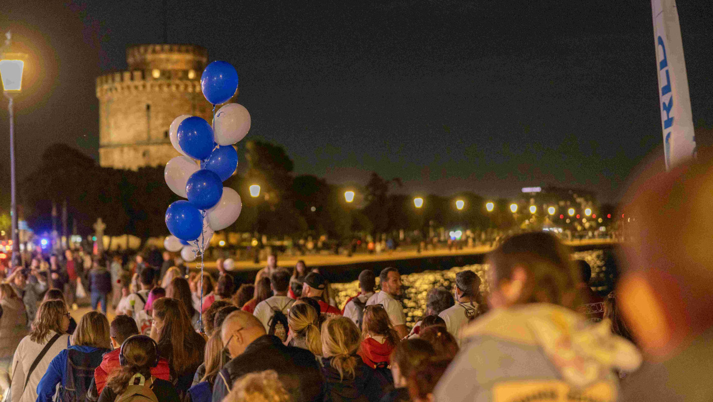 Μια ευχή για μια ζωή: Βραδινός περίπατος στη Θεσσαλονίκη για την Παγκόσμια Ημέρα Ευχής και τα παιδιά του Make-A-Wish Ελλάδος!