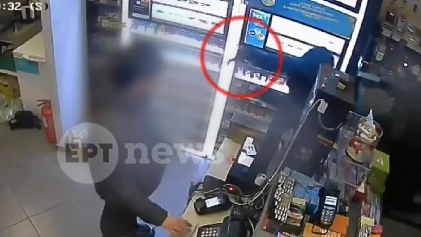 Θεσσαλονίκη: Ένοπλη ληστεία σε κατάστημα ψιλικών-Σημάδεψαν με όπλο τον υπάλληλο