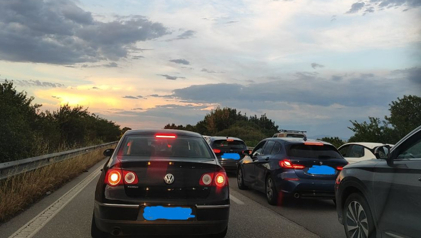 Απίστευτη ταλαιπωρία των οδηγών στα Μάλγαρα – Κομφούζιο στο ρεύμα προς Θεσσαλονίκη λόγω έργων
