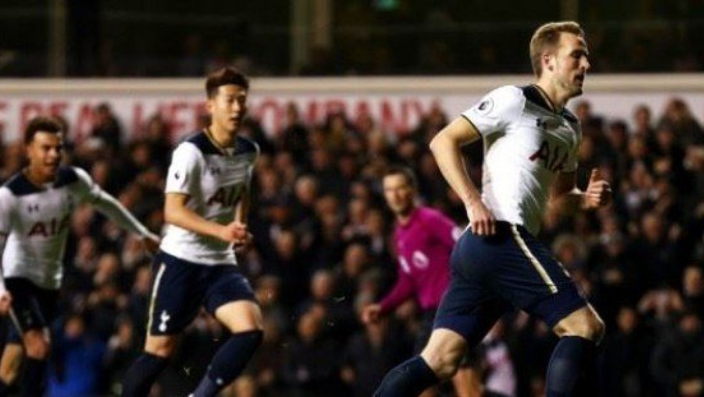 Επαγγελματική νίκη και                   δεύτερη η Τότεναμ (vid)