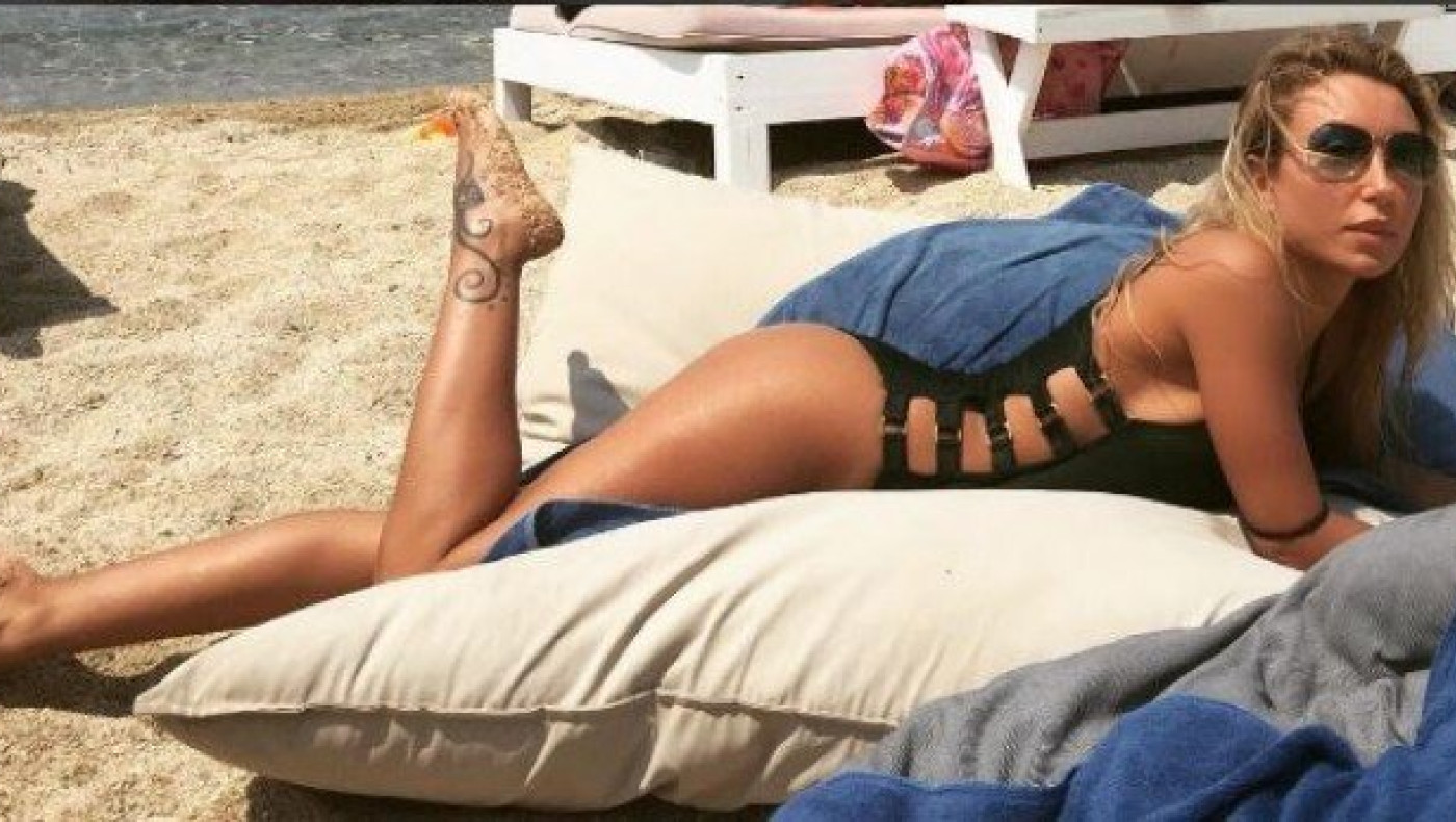 Κατερίνα Νάκα: Από                            κορμί φωνάρα (pics+vid)