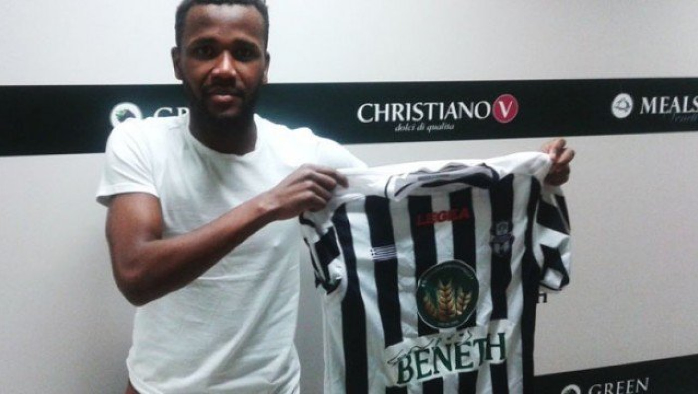 Ανακοίνωσε Γουίλι                           ο Απόλλων Σμύρνης