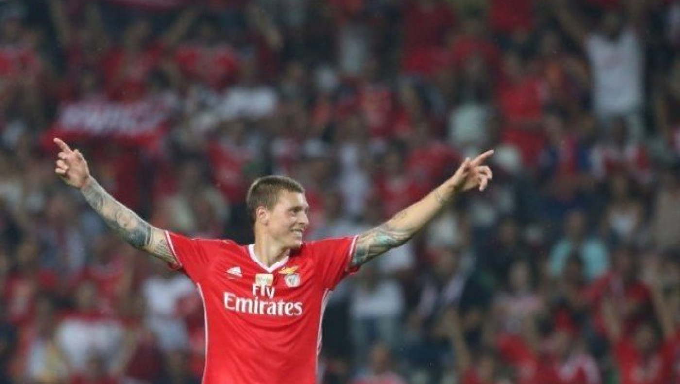 Στο «κόλπο» για                         Λίντελεφ η Τσέλσι