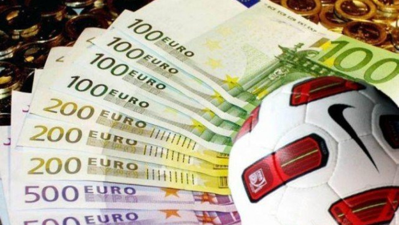 Σύζυγος μεγαλοεκδότη εμπλέκεται σε στοιχηματική εταιρεία