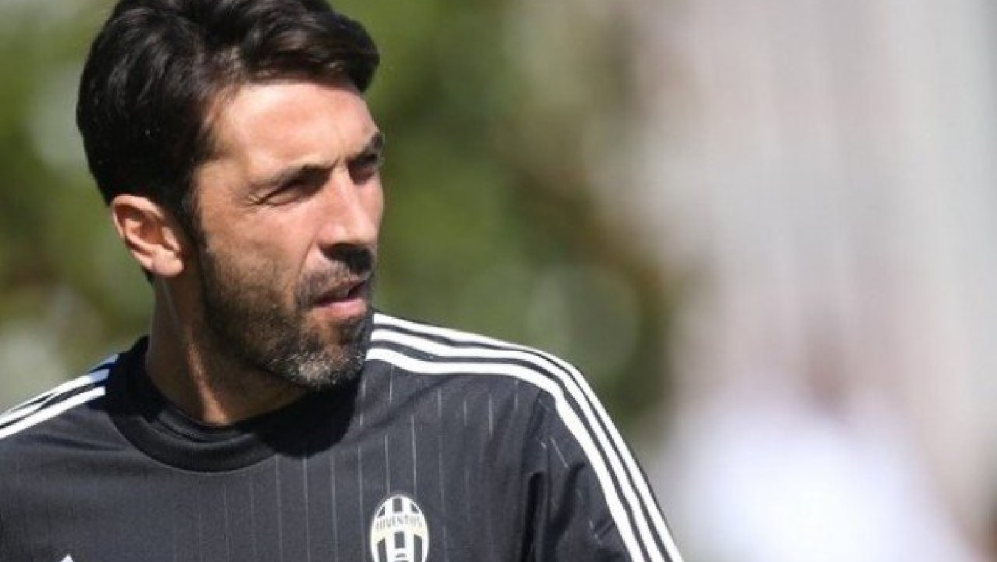 Κράξιμο Μπουφόν στη Λέστερ για την απόλυση Ρανιέρι