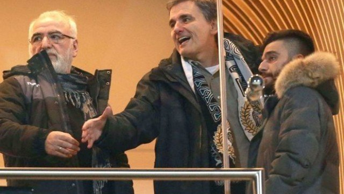 Ποιοι πολιτικοί ήταν στη                 σουίτα του Ιβάν