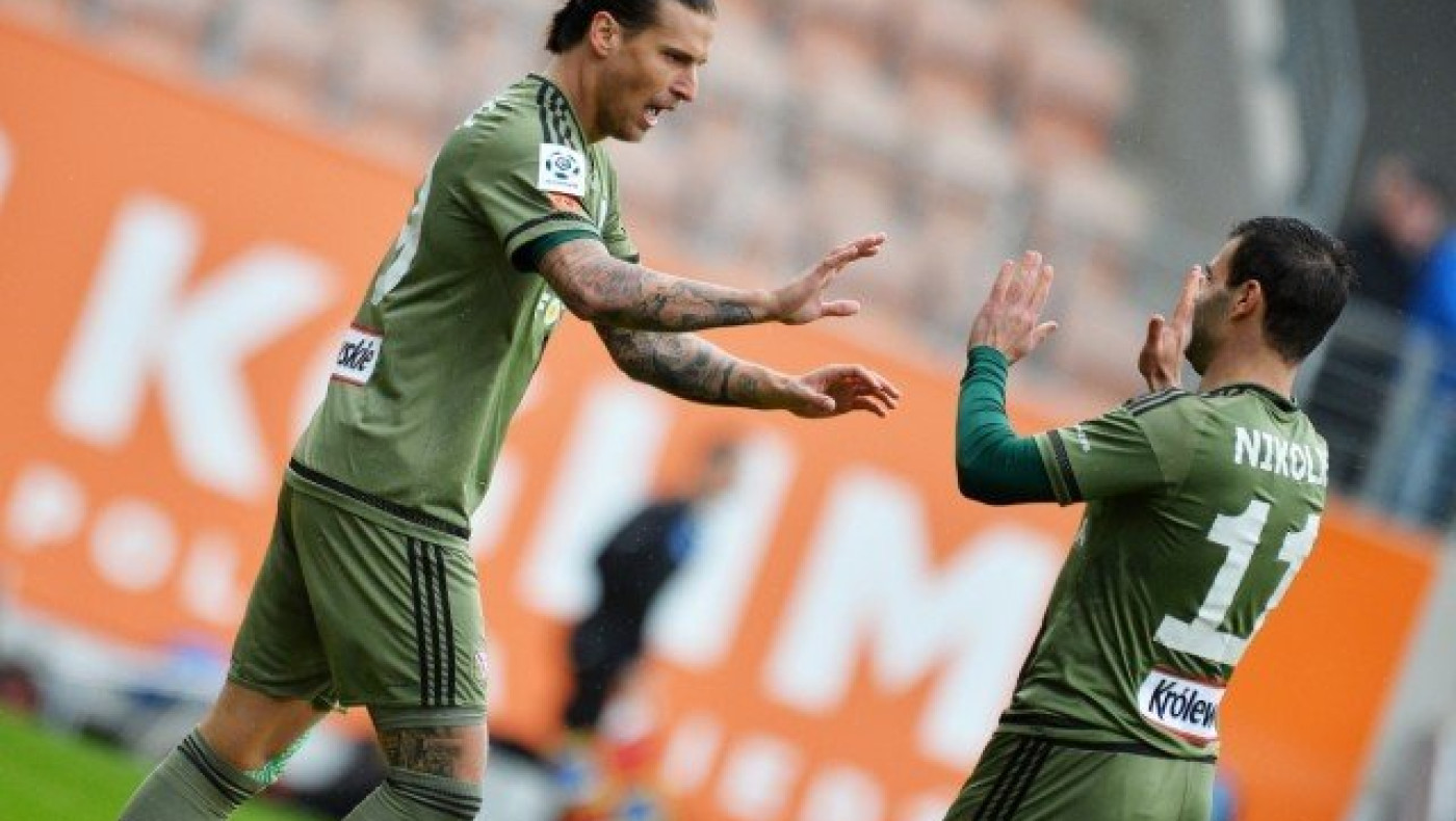 Αποδυναμώθηκε        η        Λέγκια          Βαρσοβίας