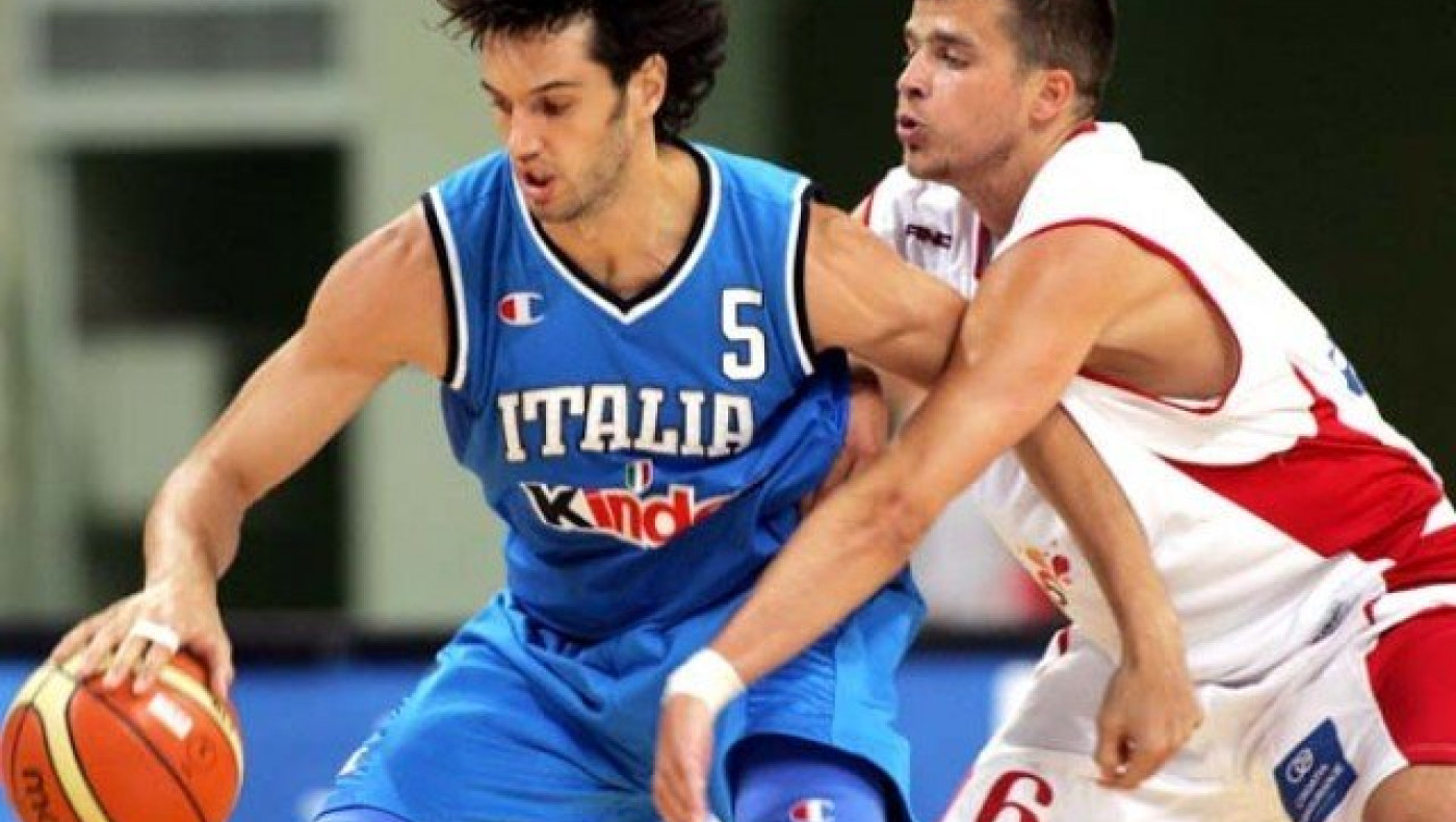 Τίτλοι τέλους για τον σπουδαίο   Τζιανλούκα Μπαζίλε (vds)