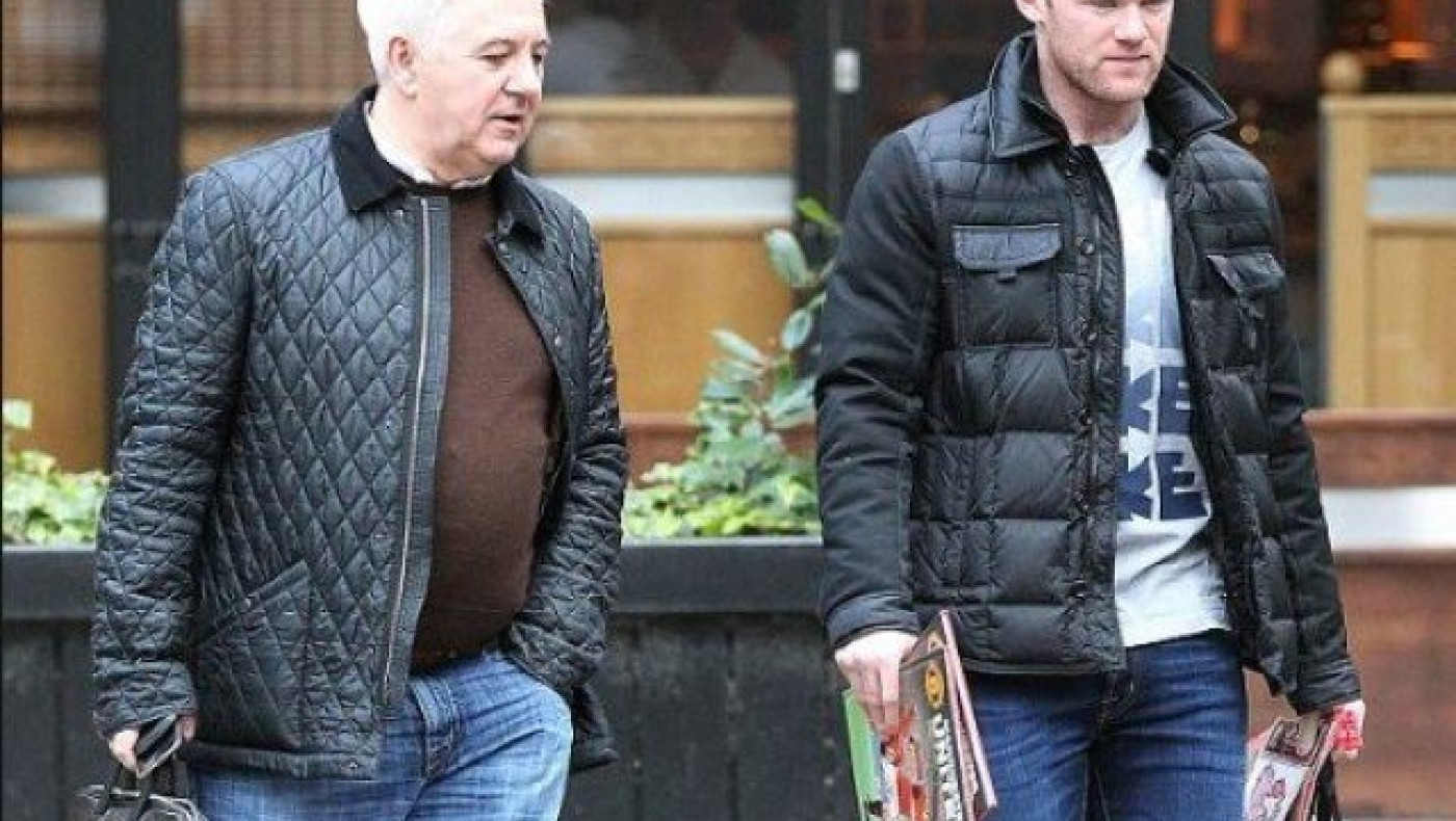 Στην Κίνα ο                         μάνατζερ του Ρούνεϊ!