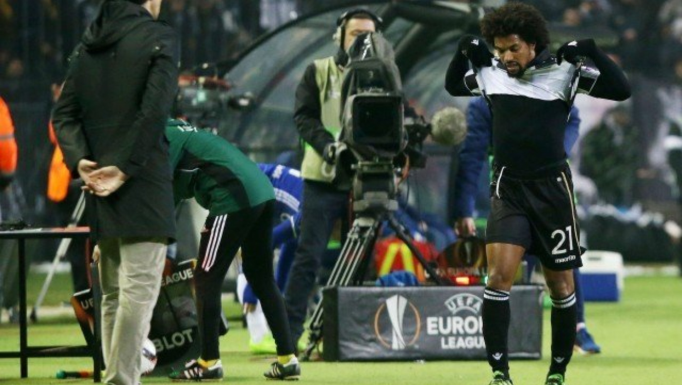 Παράδοση άνευ όρων, αλλά  και ένα ωφέλιμο μάθημα...