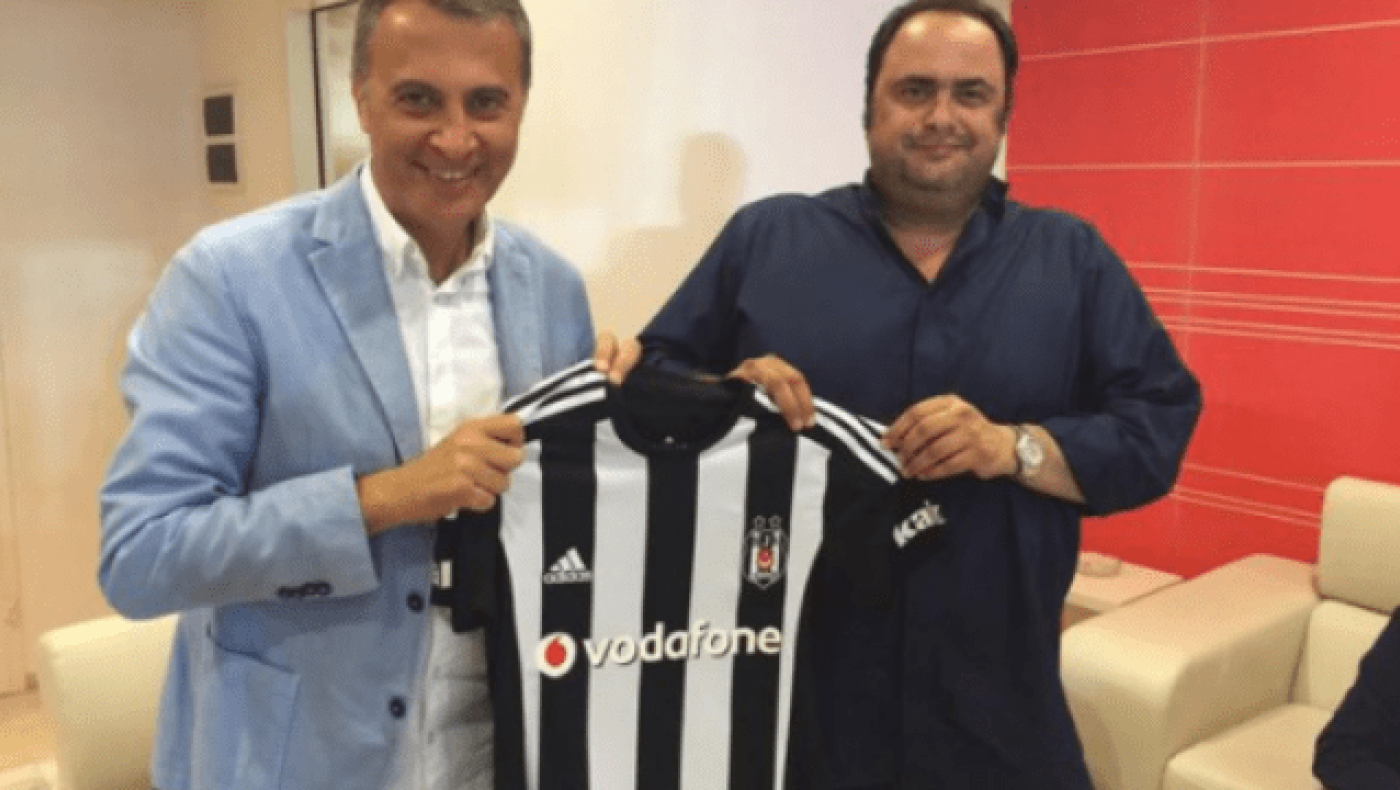 Όταν ο Μαρινάκης έβγαζε φωτογραφίες με την φανέλα της Μπεσίκτας (pcs)