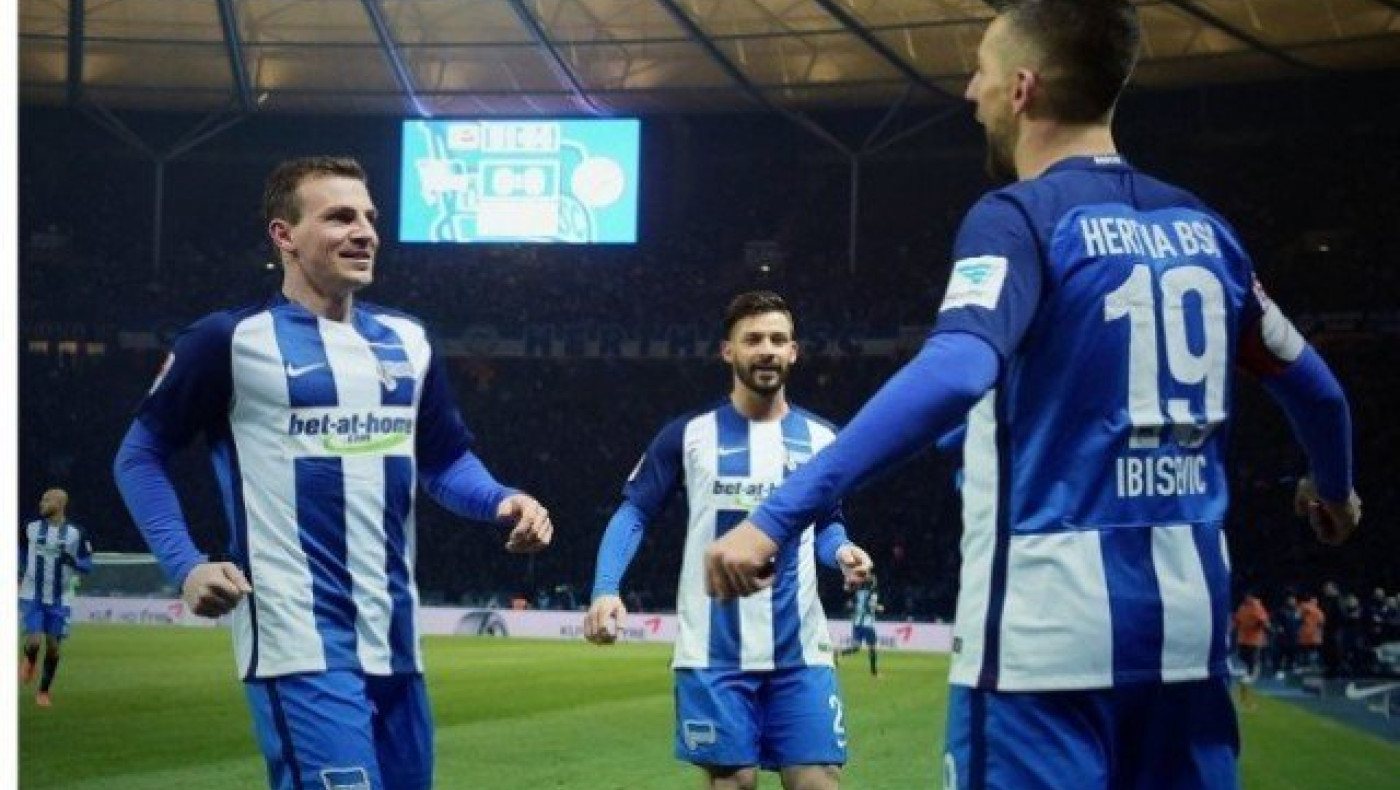 Άλμα        Ευρώπης       για       τη     Χέρτα         (vids)