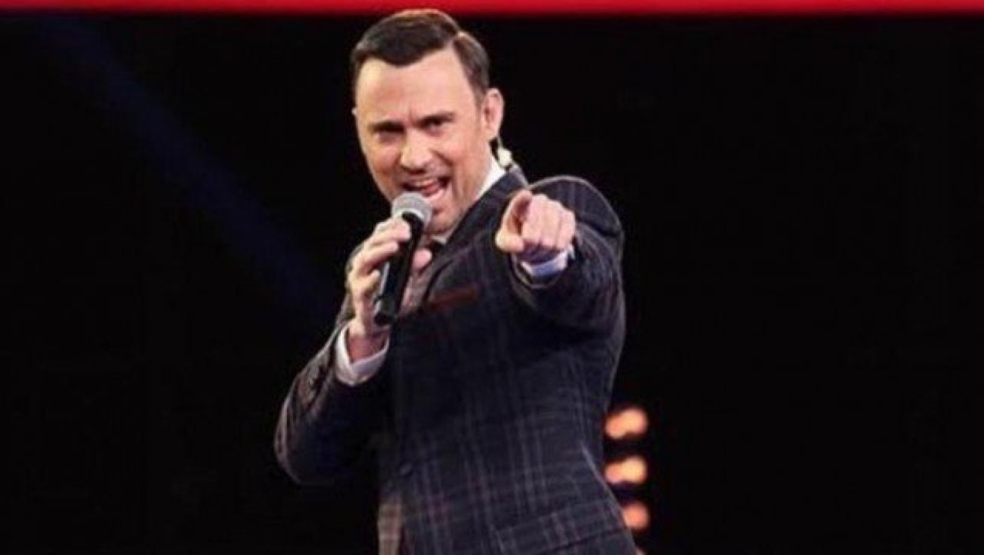 «Θεός» ο Γιώργος Καπουτζίδης τρολάρει τους coaches του Voice (vid)