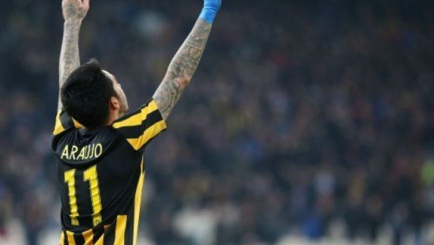 Πώς σχολίασε την εντυπωσιακή του εμφάνιση και τα δύο γκολ ο Αραούχο