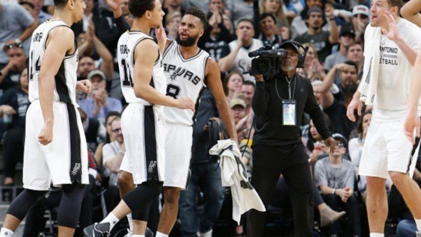 Νίκη και κορυφή                 για τους Σπερς (vids)