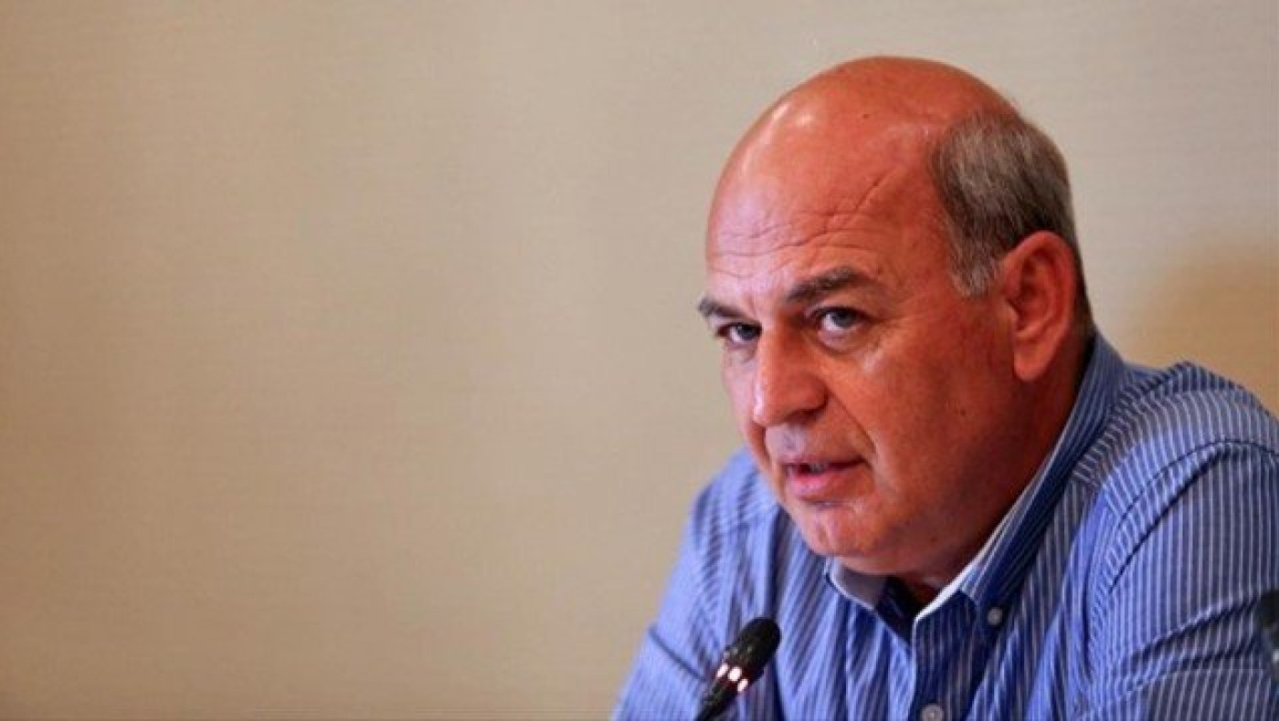 Ο κ. Βαγγέλης Γραμμένος              και οι ιδιοκτήτες των ΠΑΕ