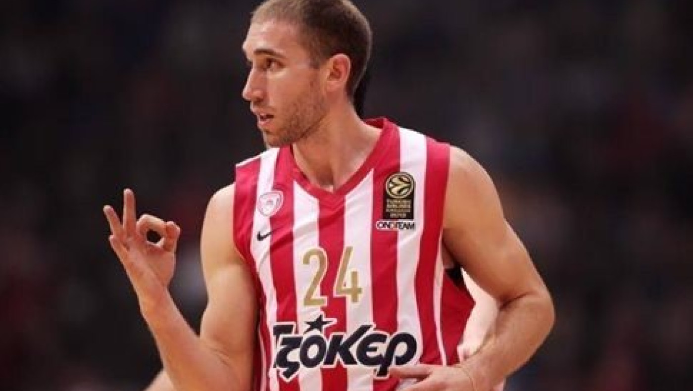 Νίκησε και στην Πόλη ο Ολυμπιακός