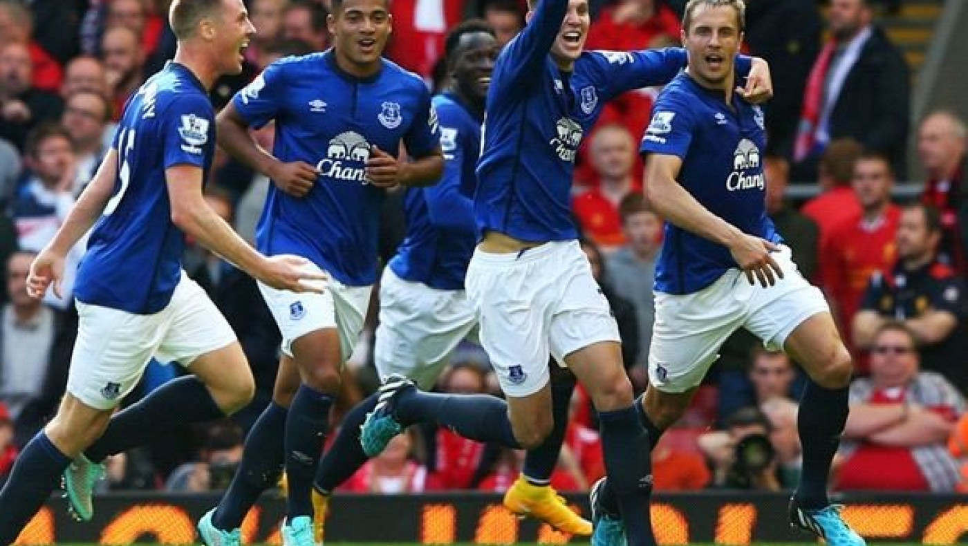 Ασύλληπτος «κεραυνός» σκότωσε... τη Λίβερπουλ! (videos)