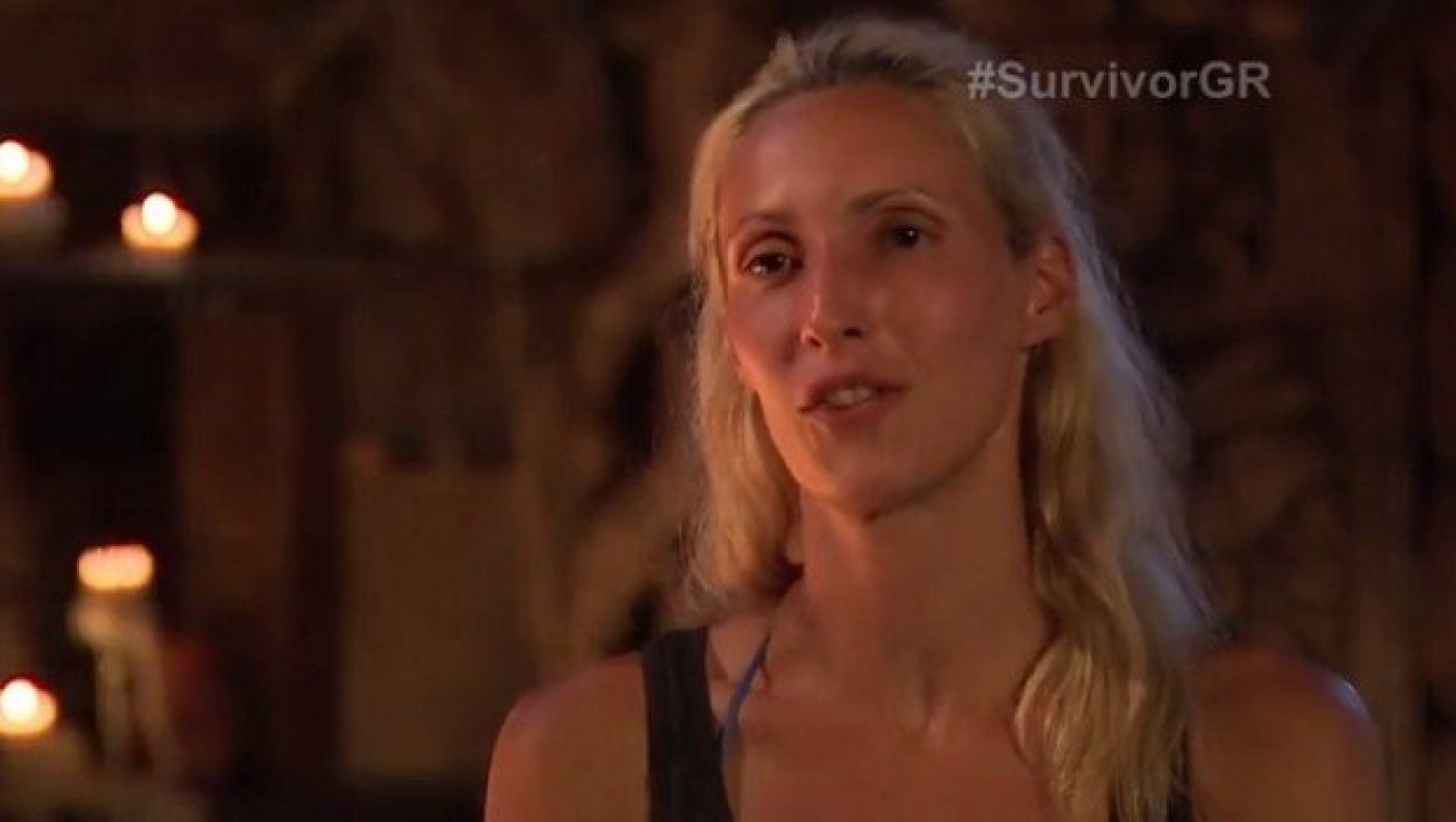Ελένη Δάρρα: Βλέπει Survivor παρέα με μια... πιτσαρία (pic)