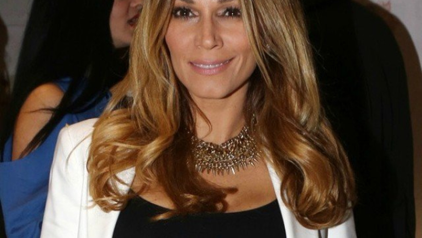 Αυτή είναι η πρώτη τηλεοπτική εμφάνιση της Έλλης Κοκκίνου (ΒΙΝΤΕΟ)