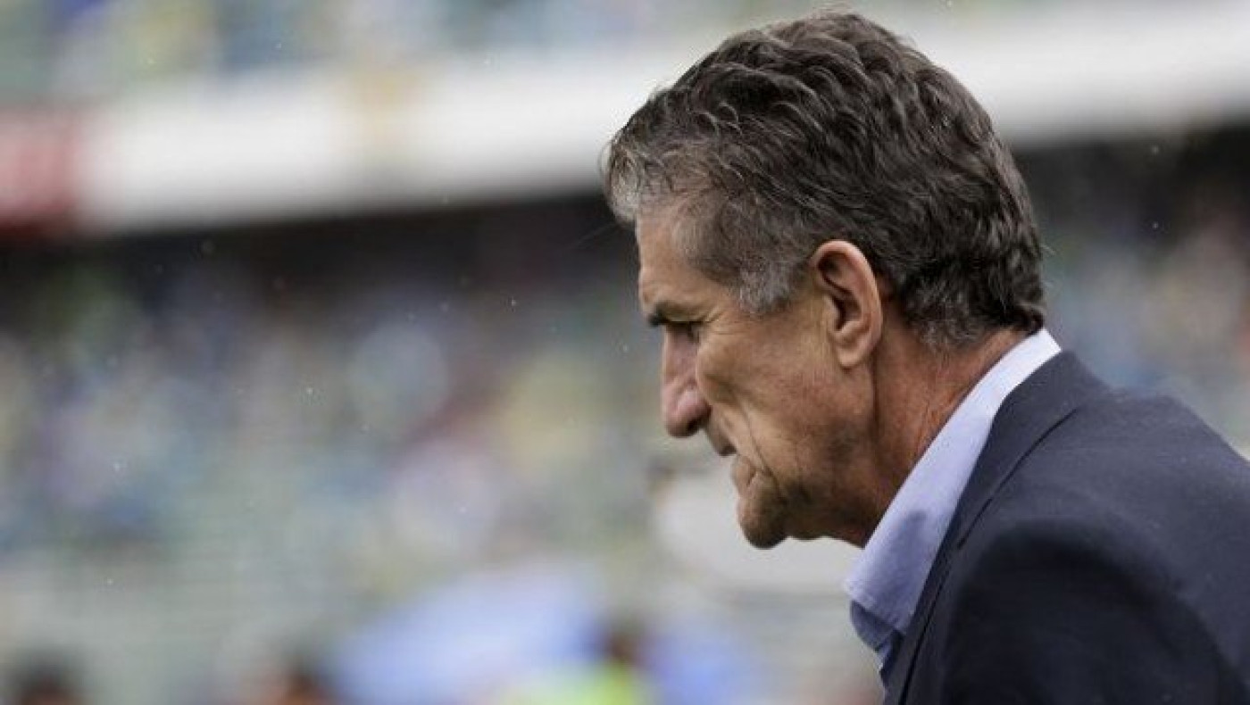 Υπ' ατμόν ο Μπάουσα                  λόγω... Βολιβίας