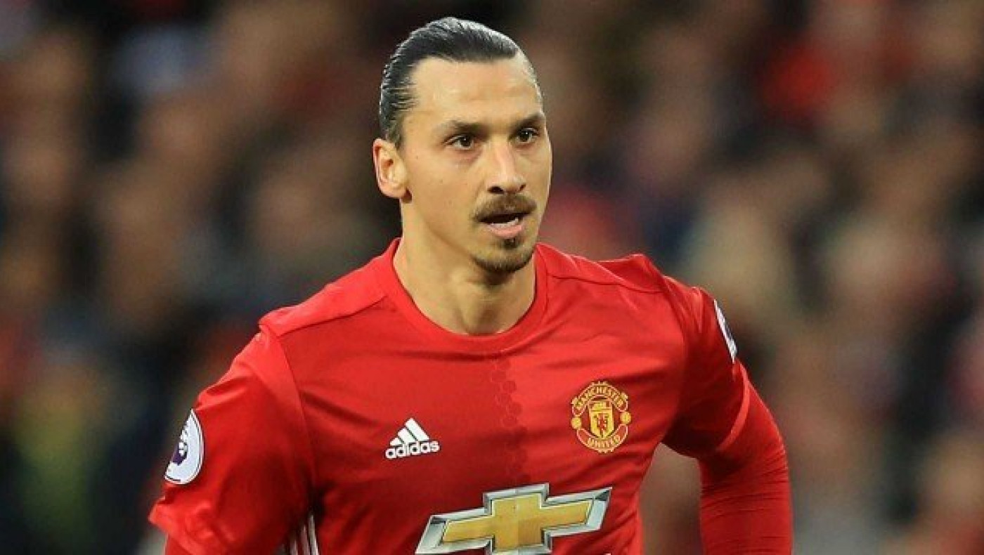 Πιο... Ζλάταν από ποτέ στο πλευρό του βασιλιά της Ισπανίας