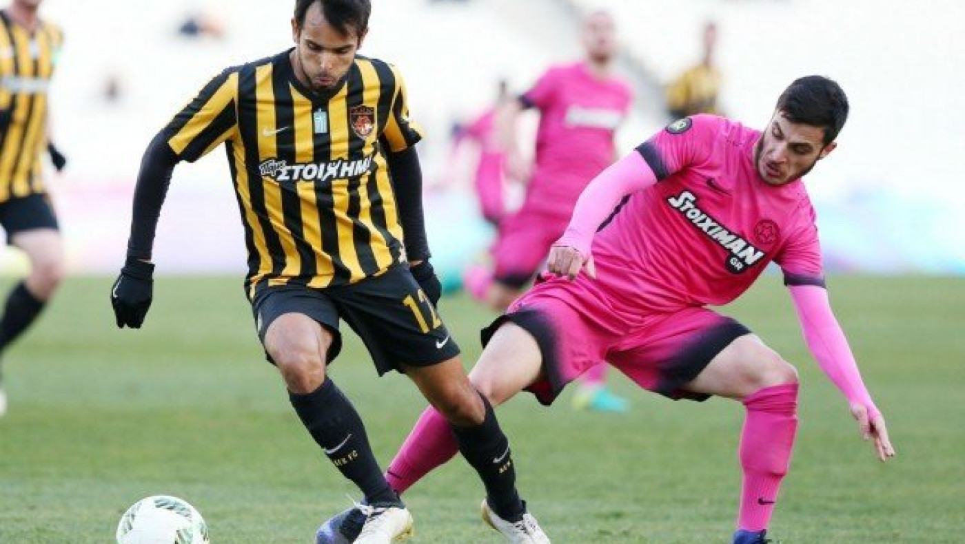 Στο    Χ    ο    Αστέρας,  στο      Χ   και   η  ΑΕΚ