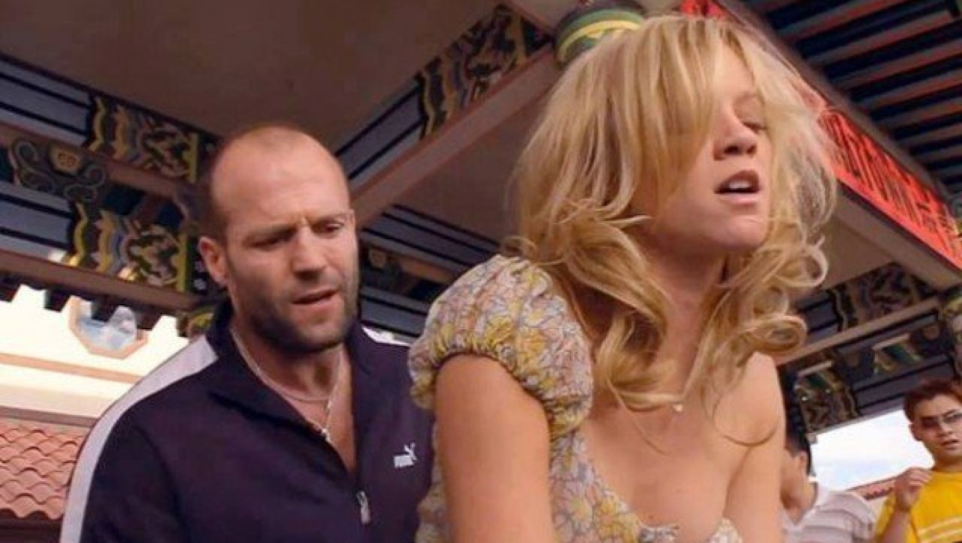 Ο  Στέιθαμ κάνει σεξ μπροστά σε κόσμο, μιλώντας στο κινητό! (vid)