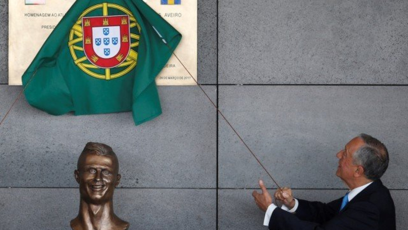 «Κλάμα» στα social media με την προτομή-αποτυχία του Κριστιάνο (pics)