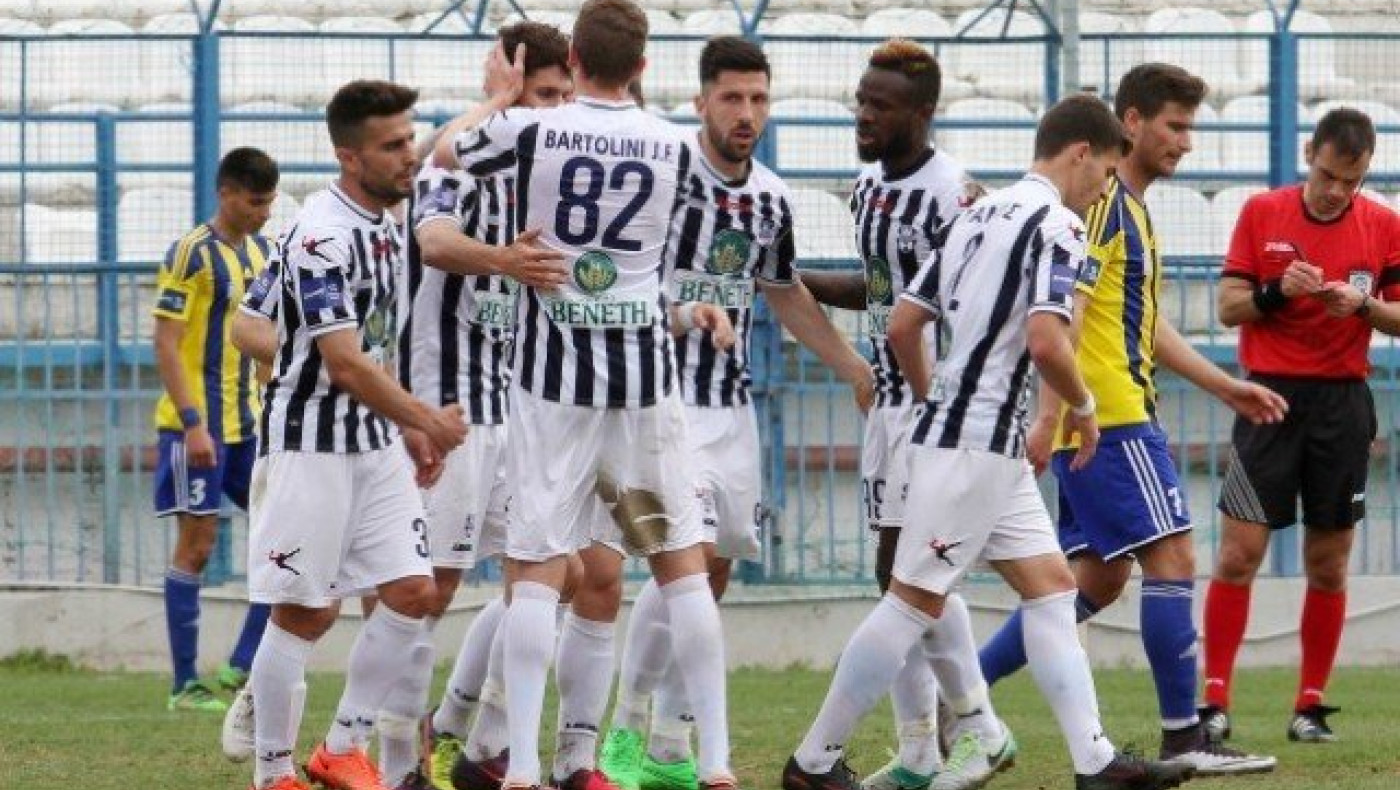 Το τρένο του Απόλλωνα Σμύρνης δεν σταματάει πουθενά!