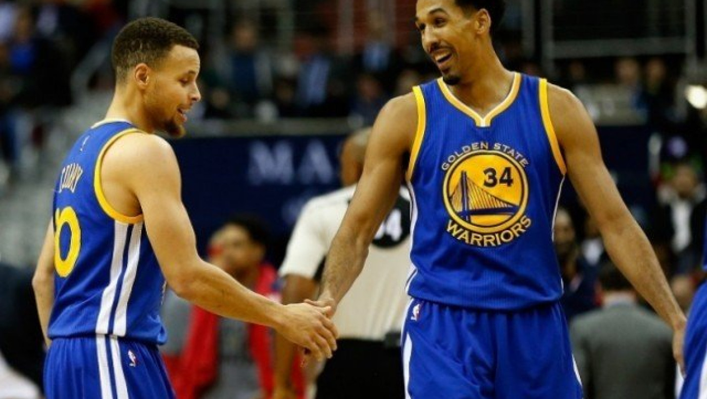 Πλέον βάζουν και κατά λάθος τρίποντα οι    Γούοριορς!