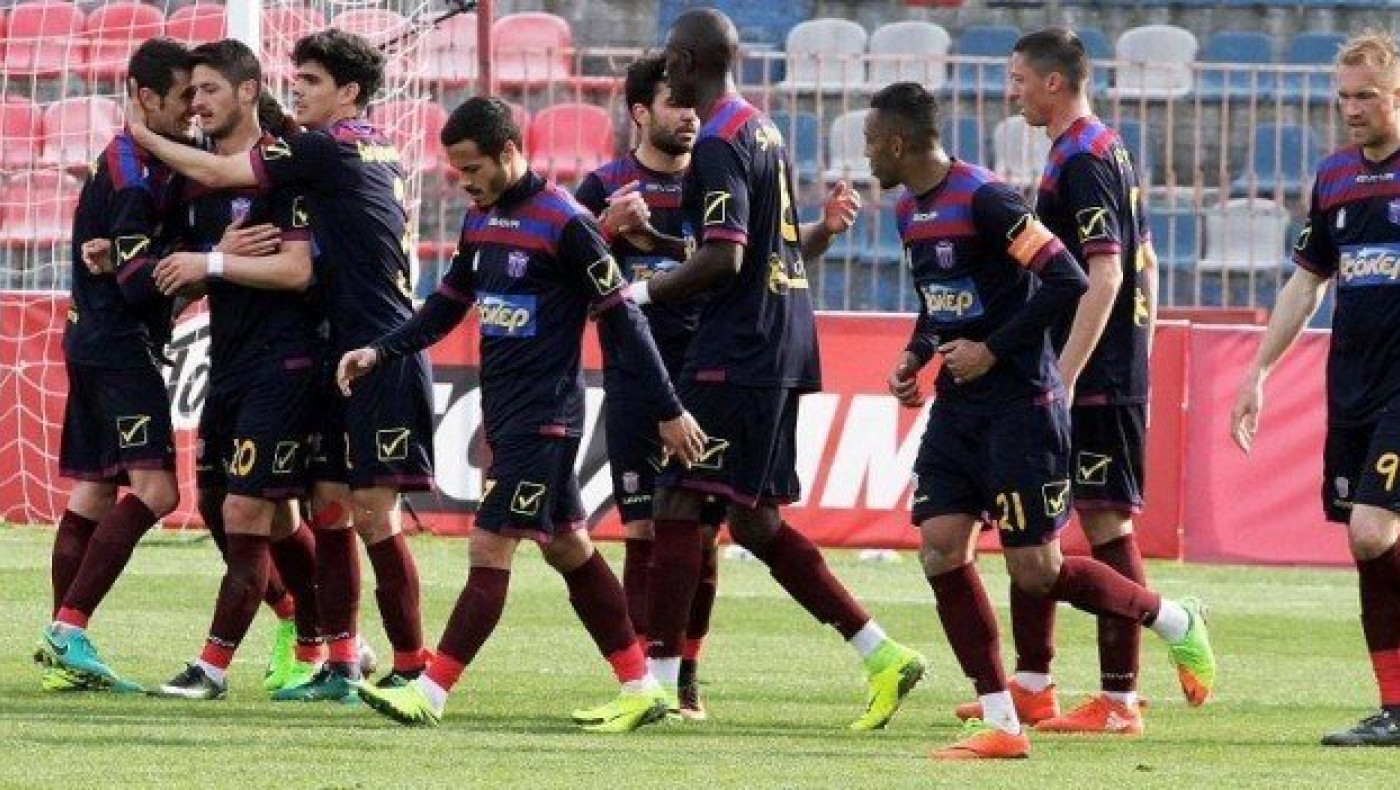 «Αποχαιρετά»   η   Βέροια, δεν     κατέθεσε     φάκελο